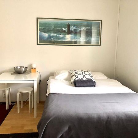 Appartement Sweet Studio City Center Toolonkatu à Helsinki Extérieur photo