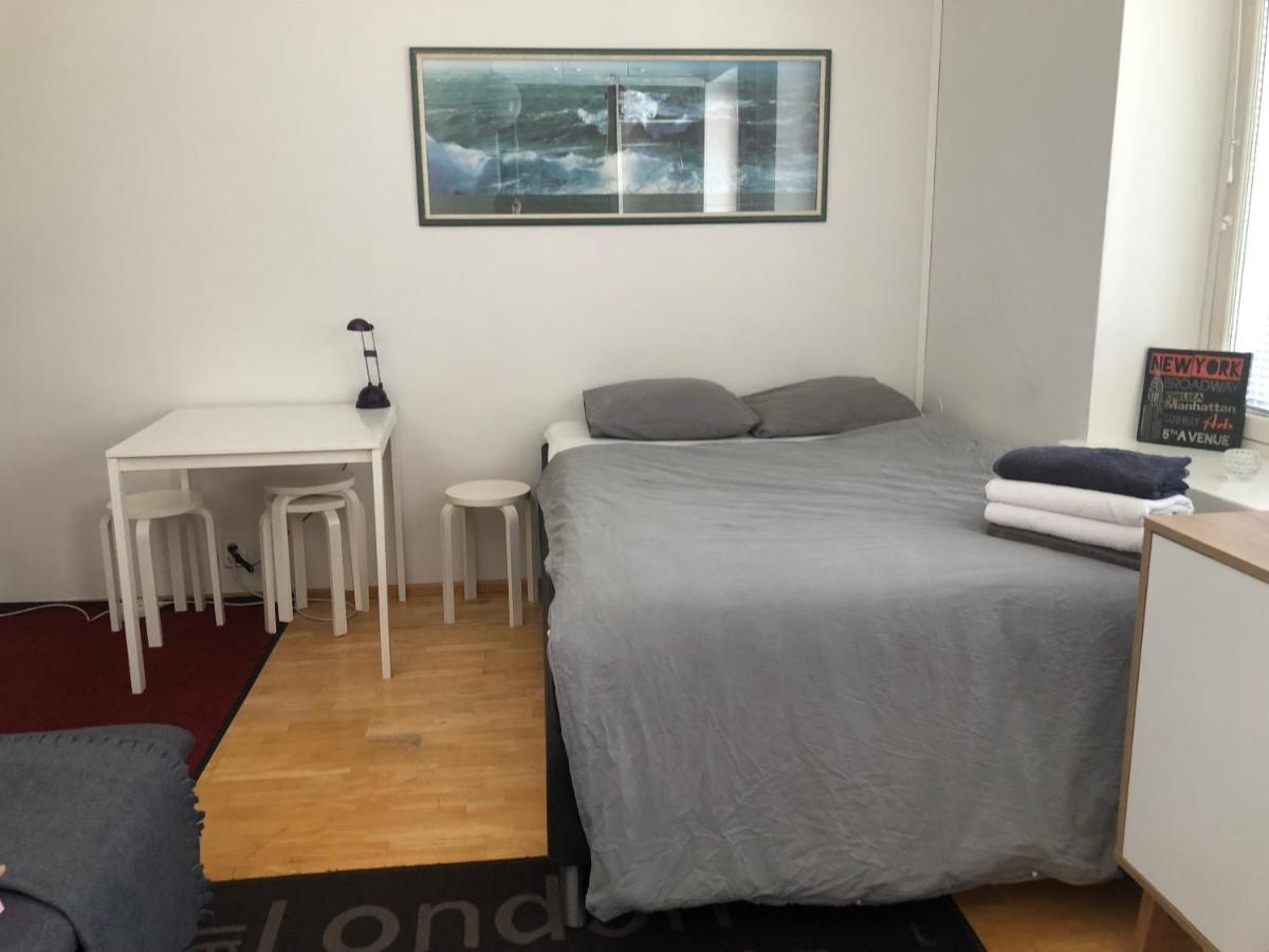 Appartement Sweet Studio City Center Toolonkatu à Helsinki Extérieur photo